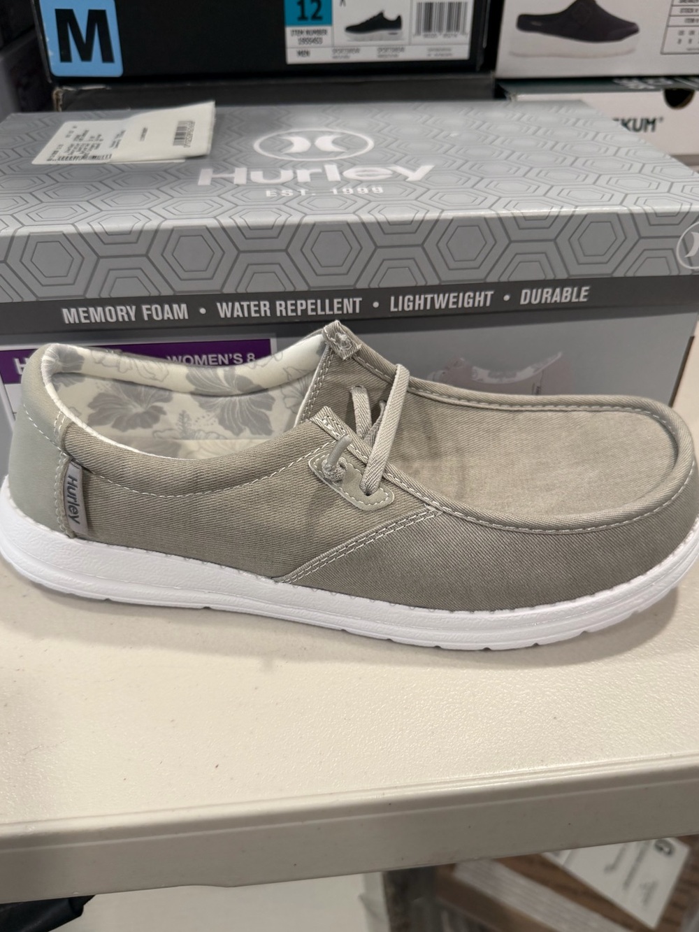 Hurley Women’s OJAI Slip On Loafer Boat Shoes Light Grey Size 8 M US